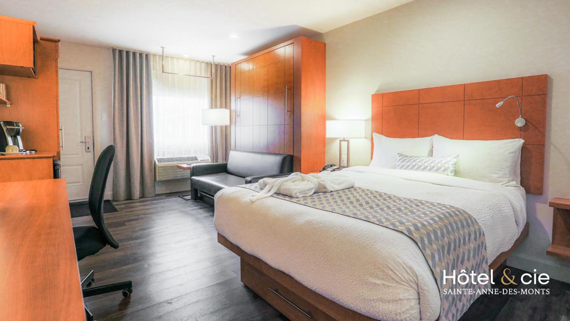 Hôtel&cie Sainte Anne-des-Chênes Extérieur photo
